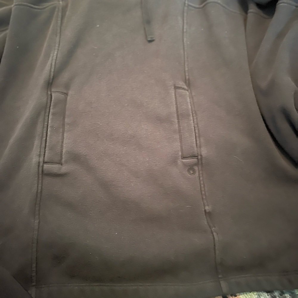 UGG PONCHO IN BLACK - Picture 9 of 12